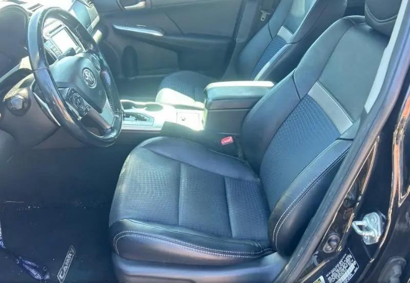 Toyota Camry SE 2013