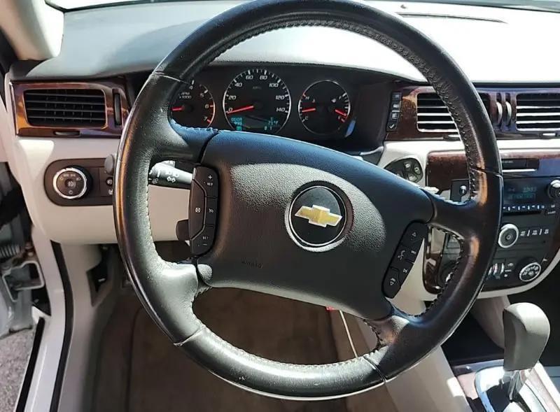 Chevrolet Impala LT 2011