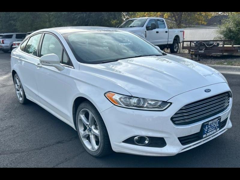Ford Fusion SE 2016