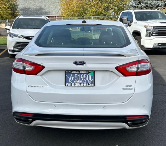 Ford Fusion SE 2016