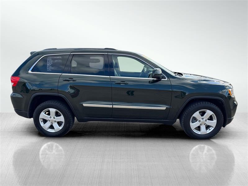 Jeep Grand Cherokee Laredo 4WD 2011