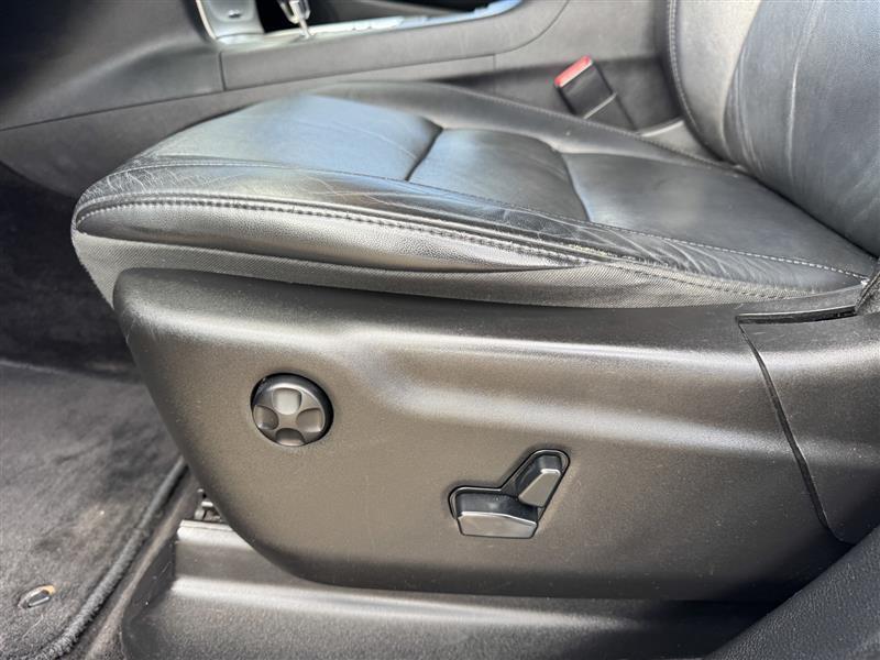 Jeep Grand Cherokee Laredo 4WD 2011