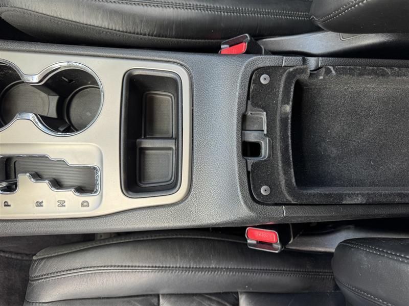 Jeep Grand Cherokee Laredo 4WD 2011