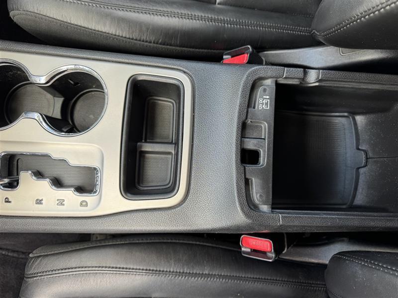 Jeep Grand Cherokee Laredo 4WD 2011