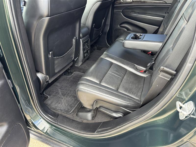 Jeep Grand Cherokee Laredo 4WD 2011