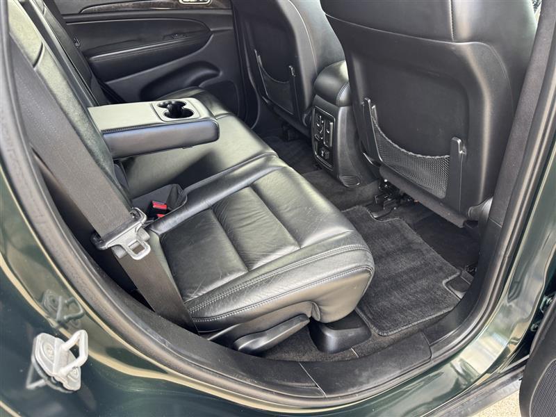 Jeep Grand Cherokee Laredo 4WD 2011