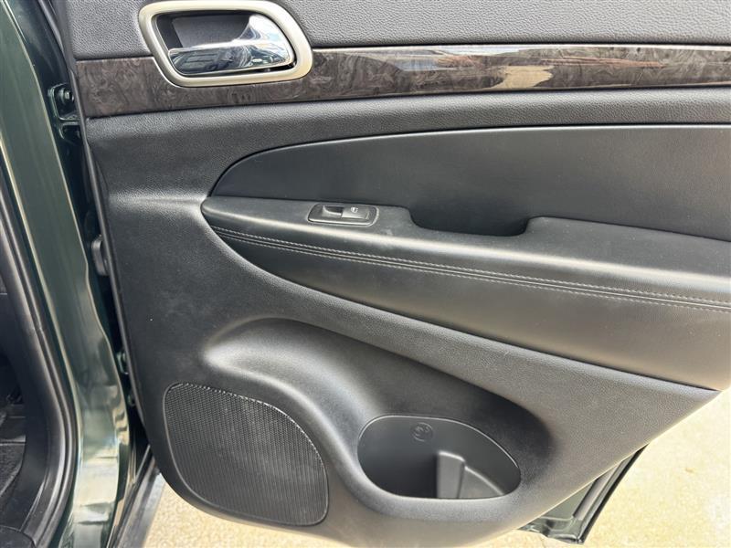 Jeep Grand Cherokee Laredo 4WD 2011