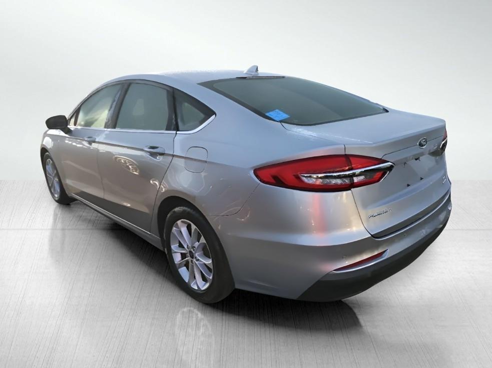 Ford Fusion SE FWD 2020