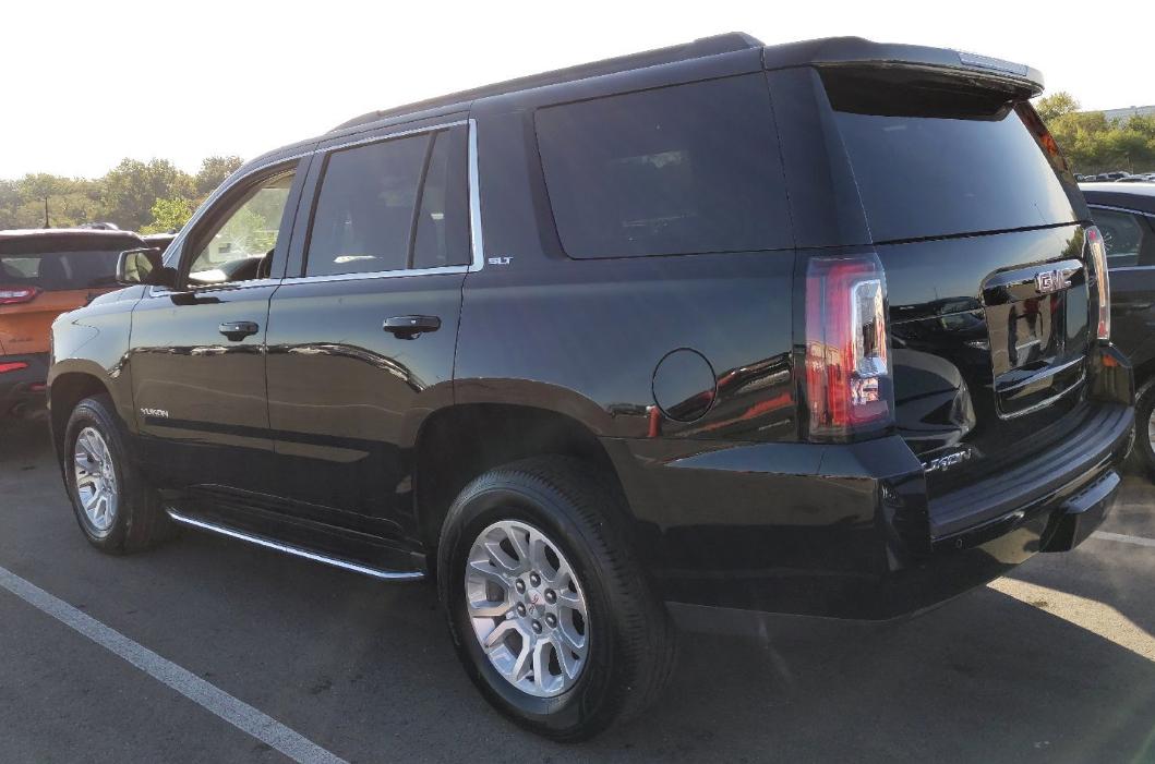 GMC Yukon SLT 4WD 2020