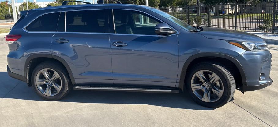 Toyota Highlander Limited Platinum V6 AWD (Natl) 2019