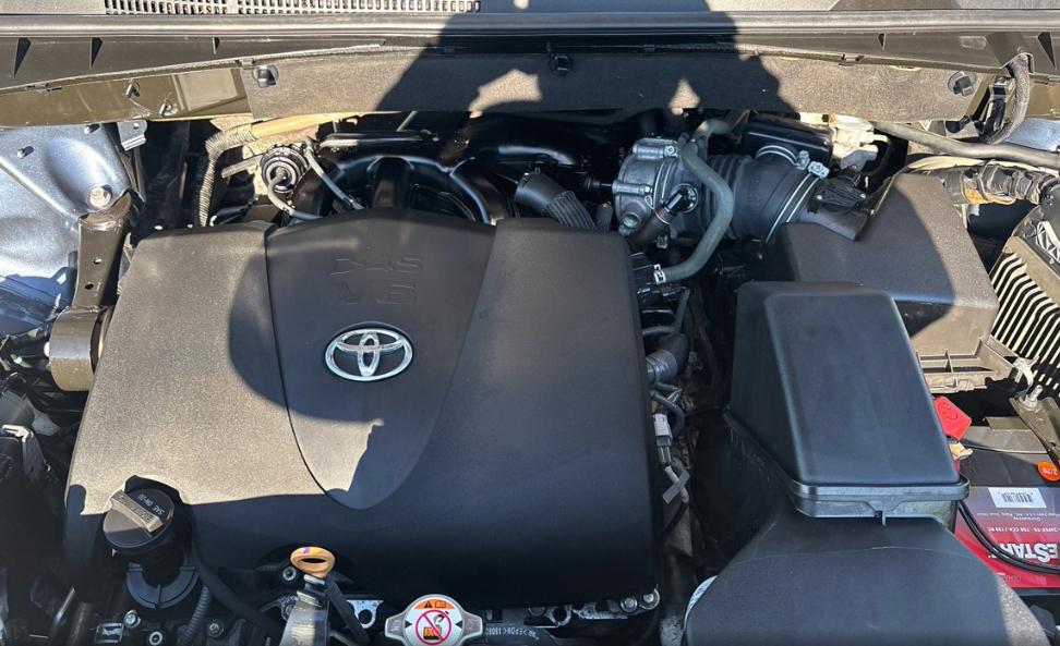 Toyota Highlander Limited Platinum V6 AWD (Natl) 2019