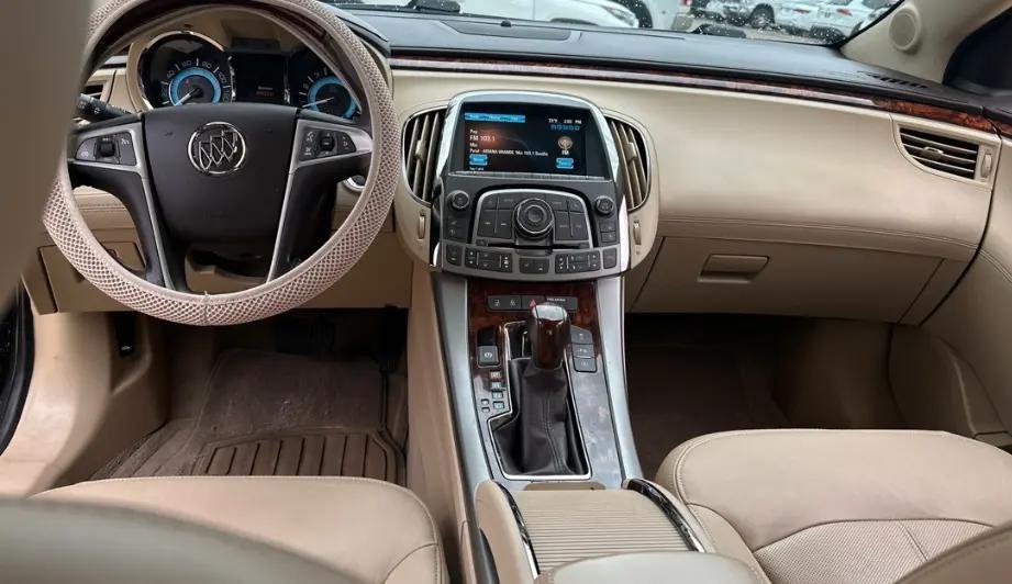 Buick LaCrosse 4dr Sdn Premium 1 FWD 2013