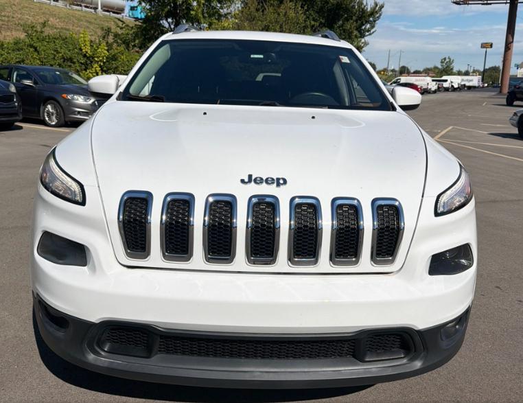 Jeep Cherokee Latitude FWD 2016