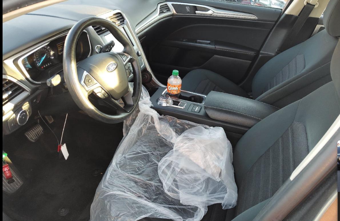 Ford Fusion SE FWD 2020