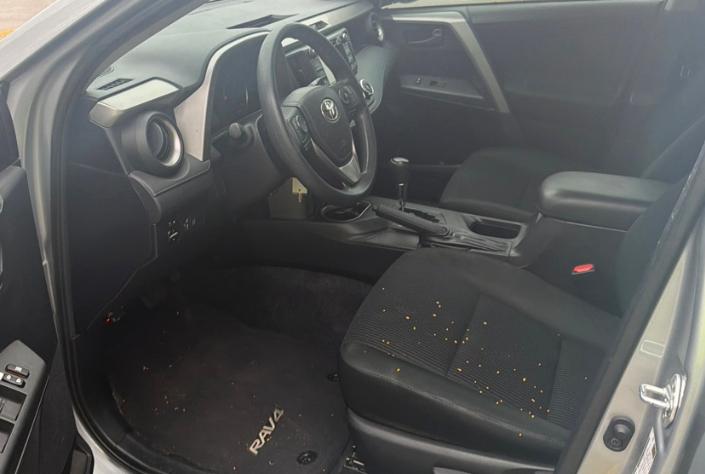 Toyota RAV4 LE FWD 2018