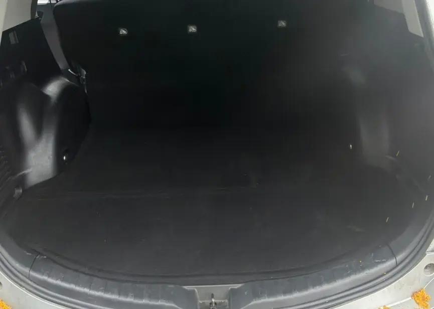 Toyota RAV4 LE FWD 2018