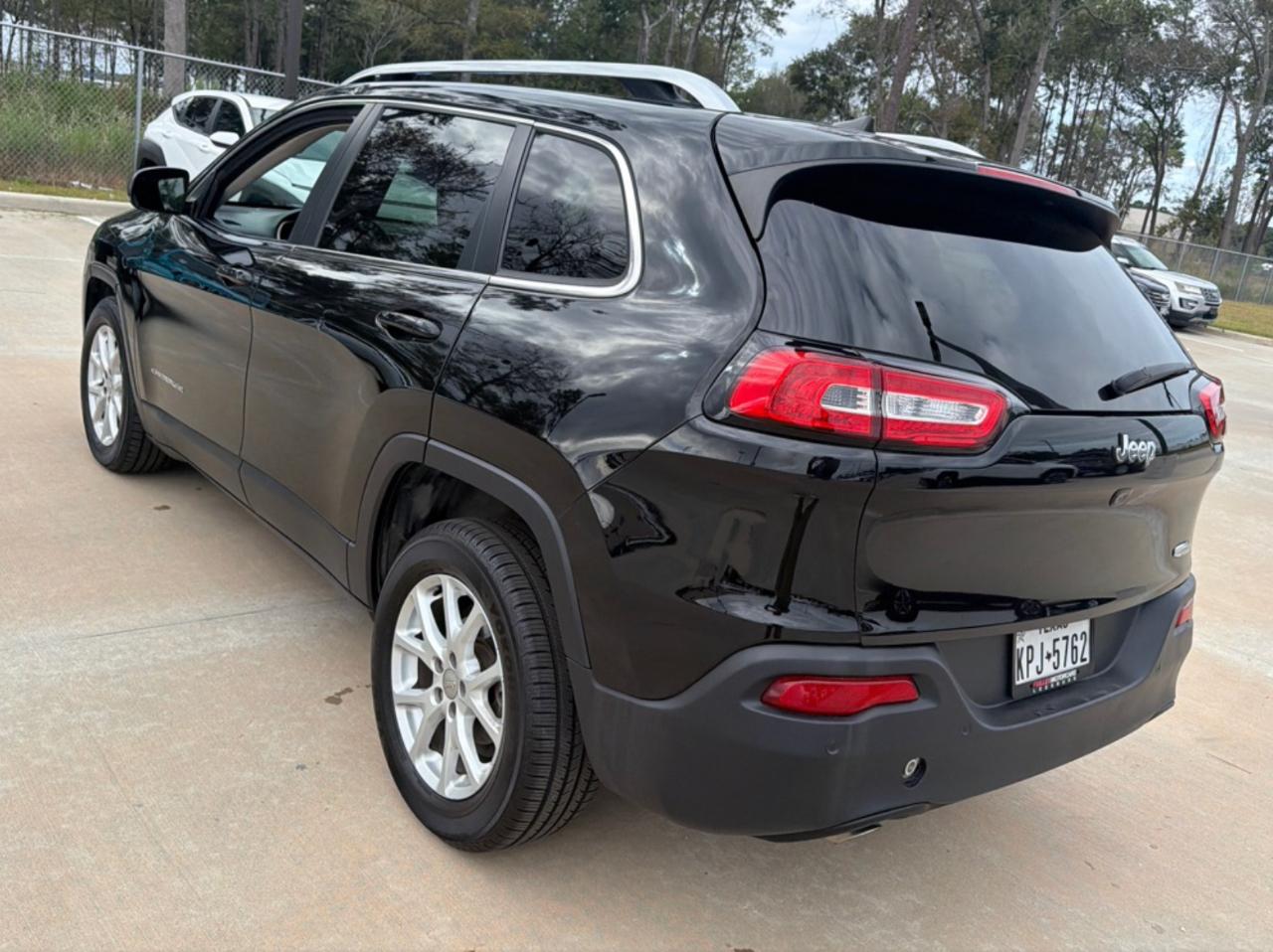 Jeep Cherokee Latitude FWD 2017