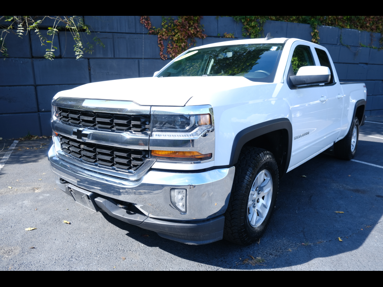 2017 Chevrolet Silverado 1500 4WD Double Cab 143.5" LT w/1LT