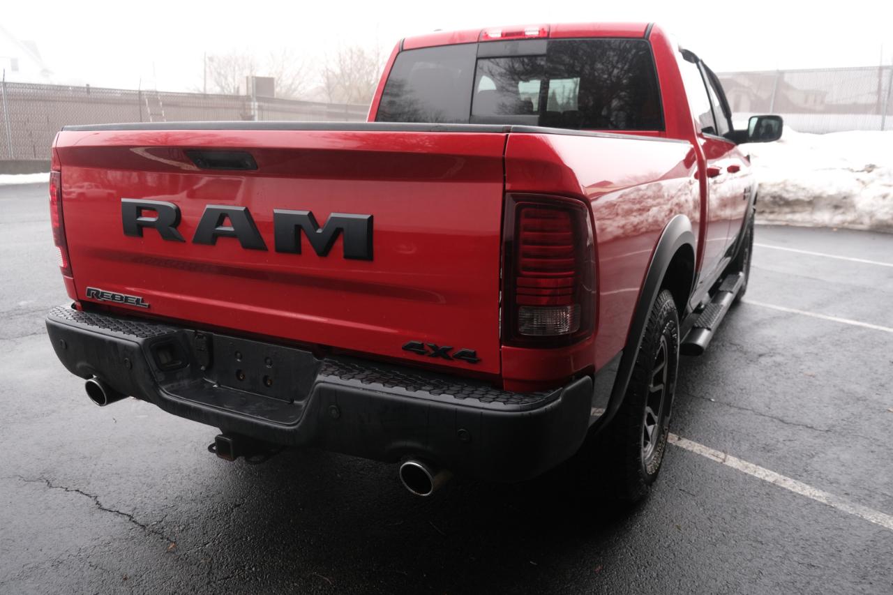 RAM 1500 4WD Crew Cab 140.5" Rebel 2017