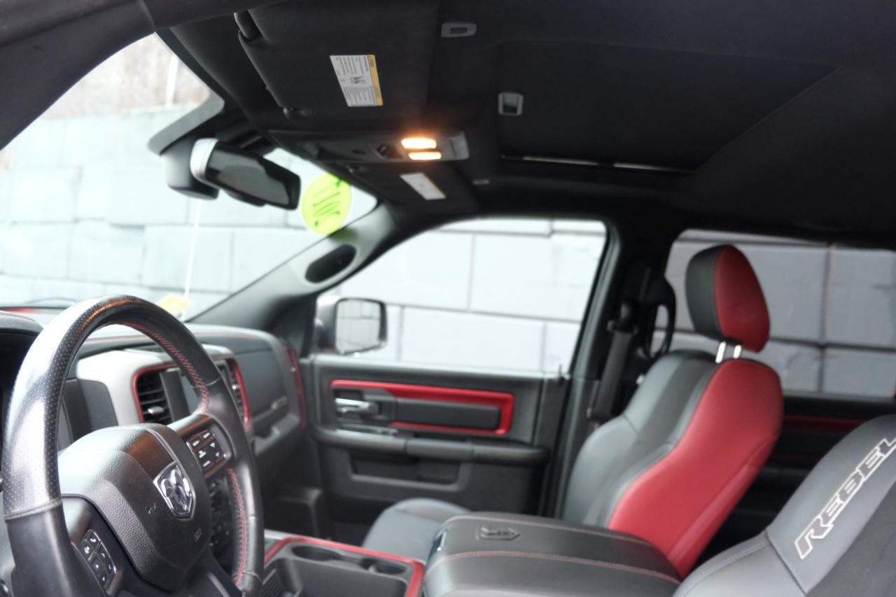 RAM 1500 4WD Crew Cab 140.5" Rebel 2017