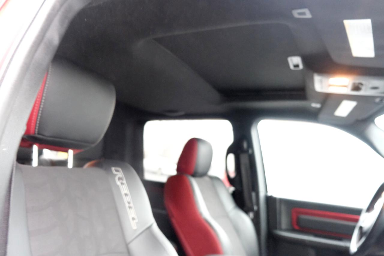 RAM 1500 4WD Crew Cab 140.5" Rebel 2017