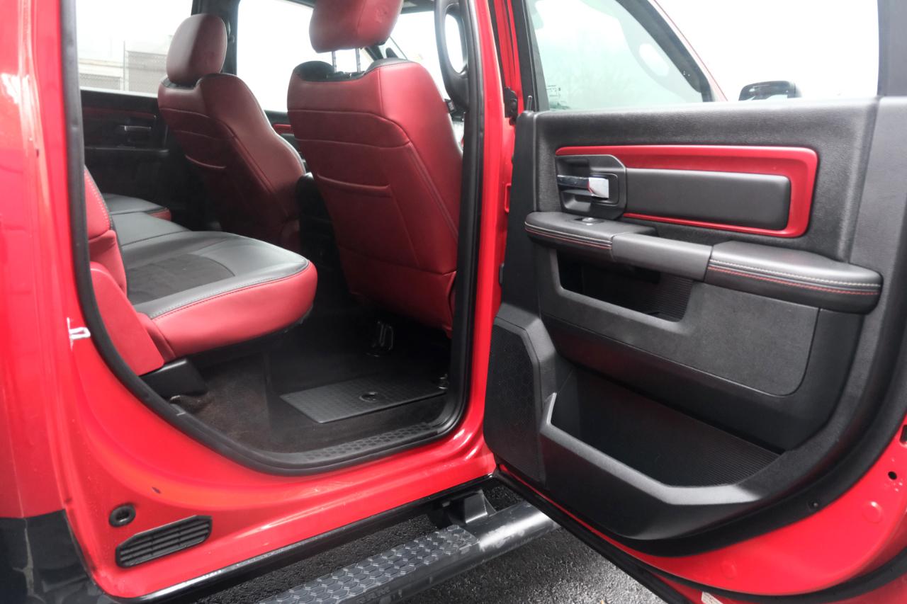 RAM 1500 4WD Crew Cab 140.5" Rebel 2017