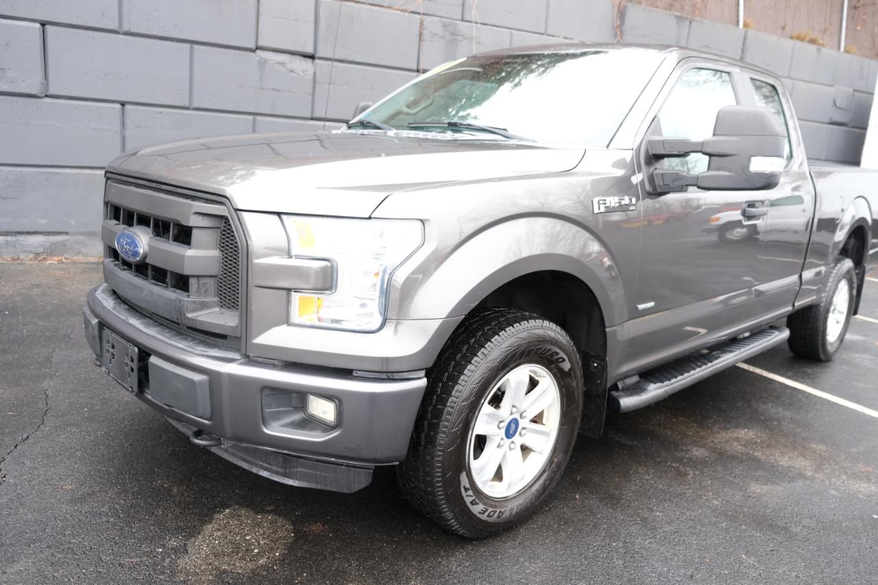 Ford F-150 4WD SuperCab 145" XLT 2015