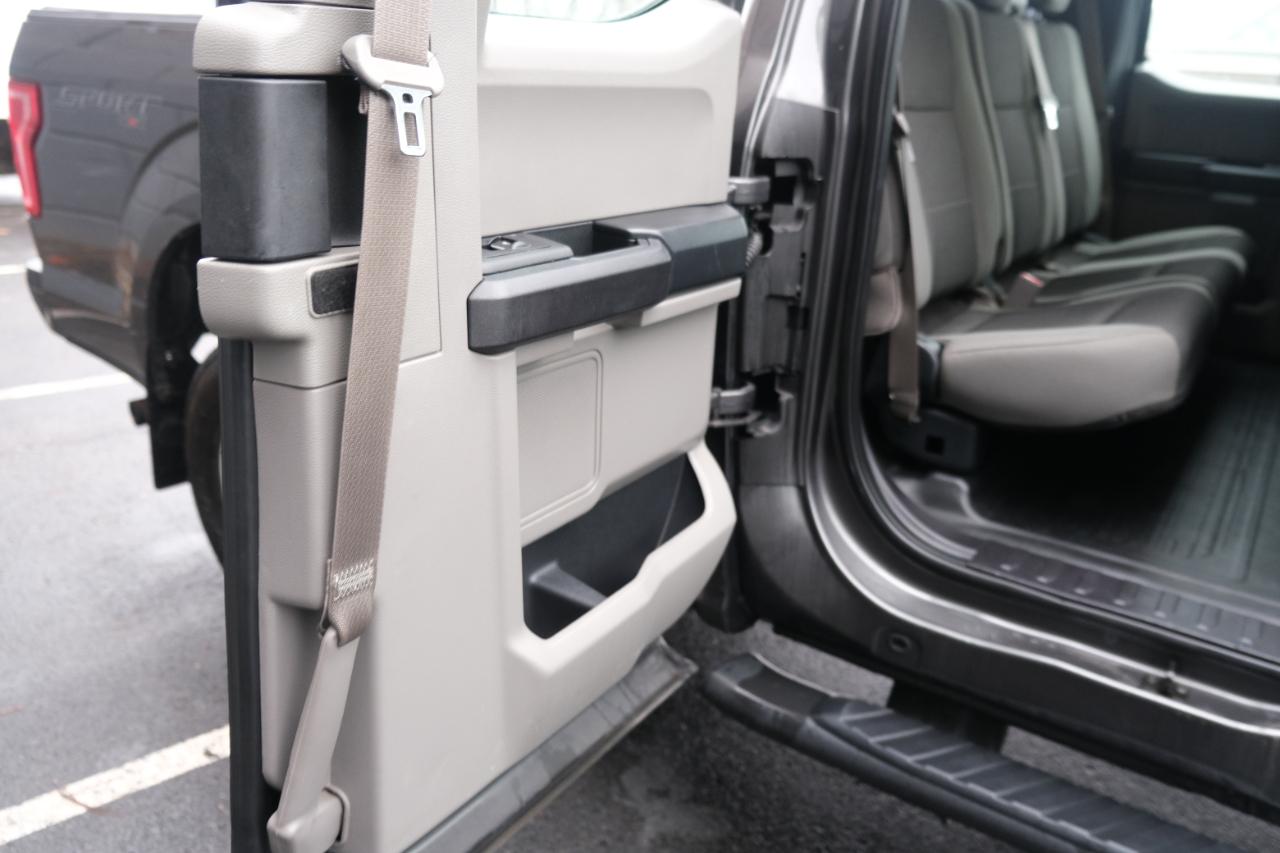 Ford F-150 4WD SuperCab 145" XLT 2015