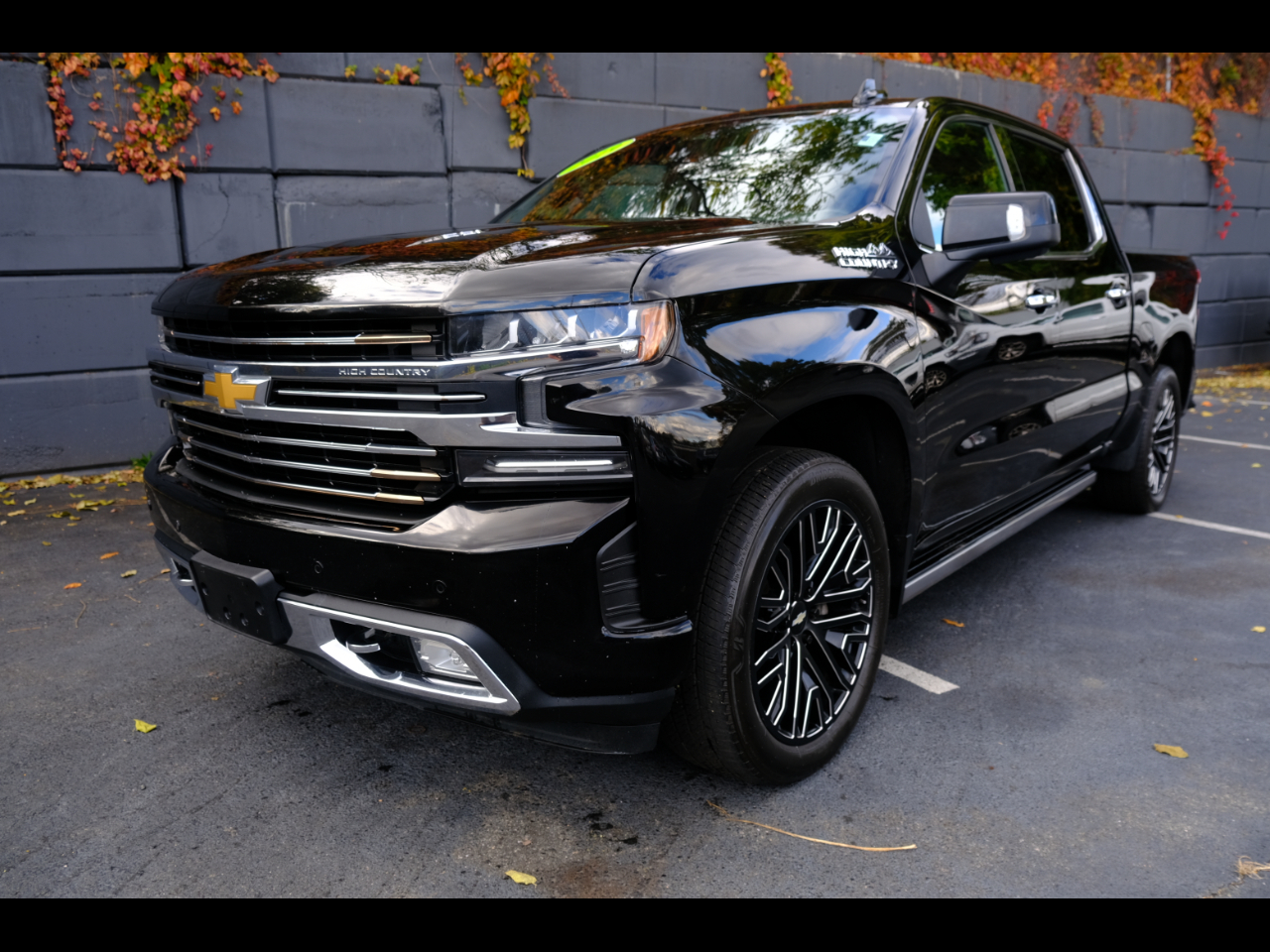 2019 Chevrolet Silverado 1500 4WD Crew Cab 147" High Country