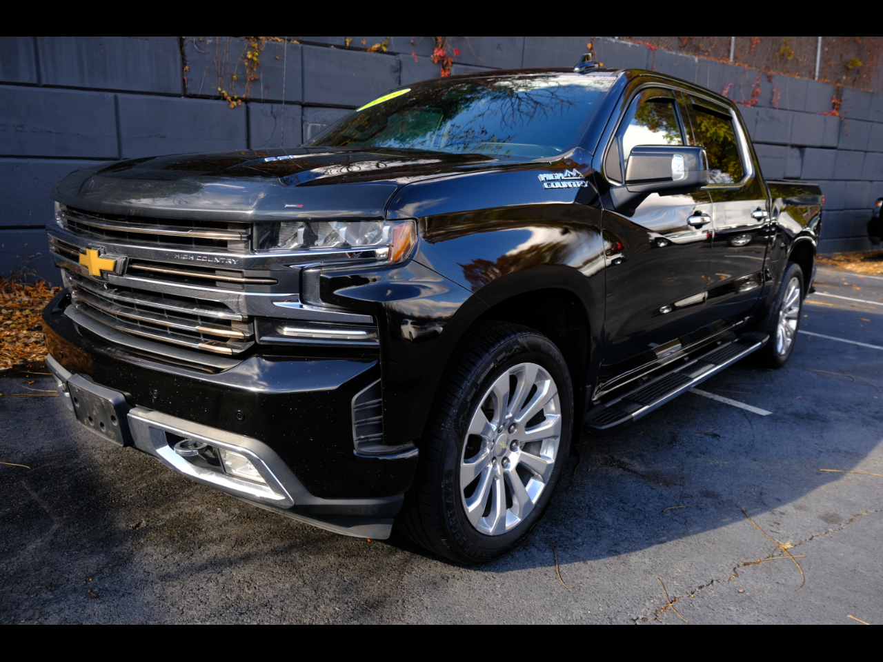 2019 Chevrolet Silverado 1500 4WD Crew Cab 147" High Country