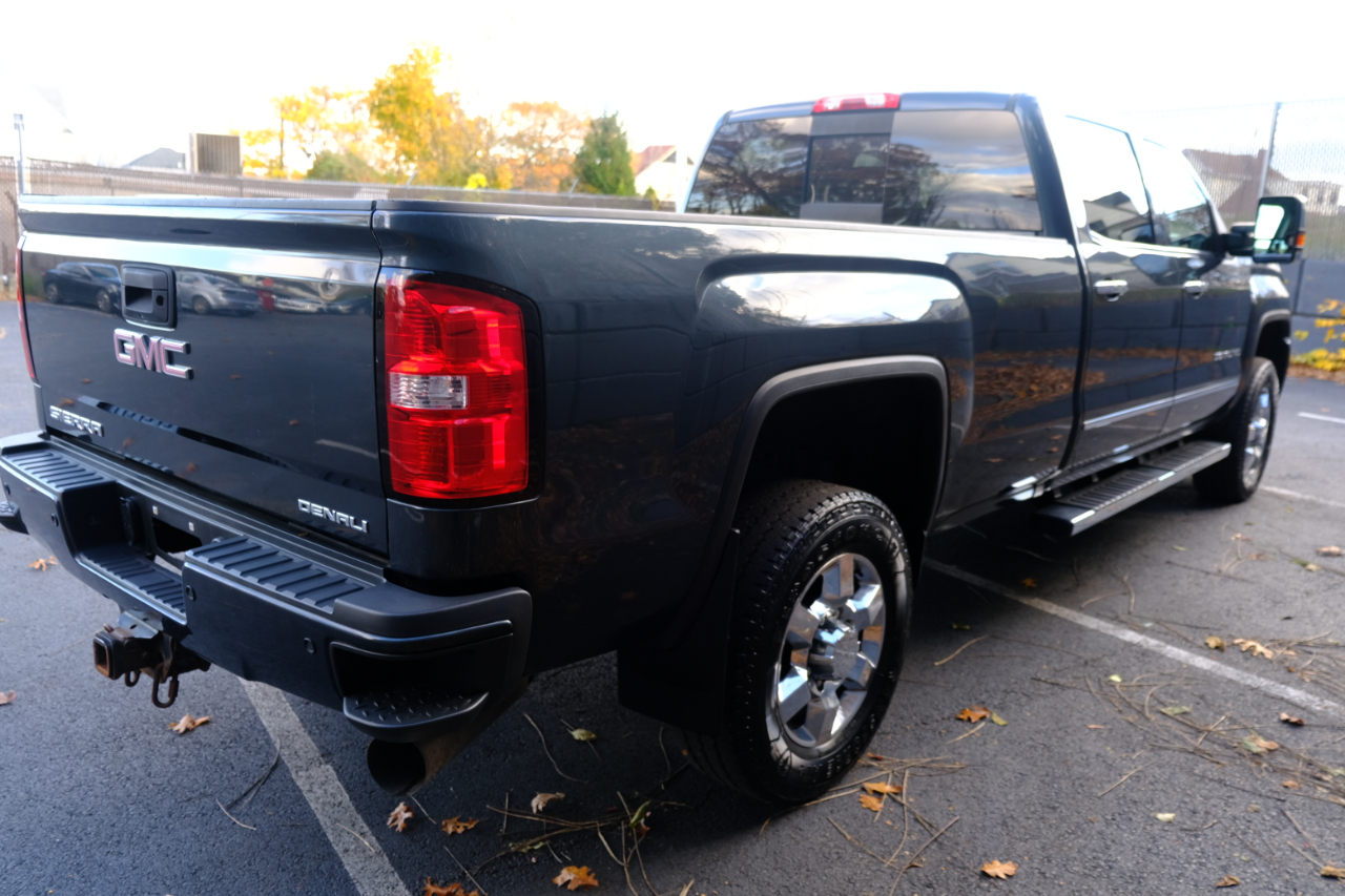 GMC Sierra 3500HD 4WD Crew Cab 167.7" Denali 2018