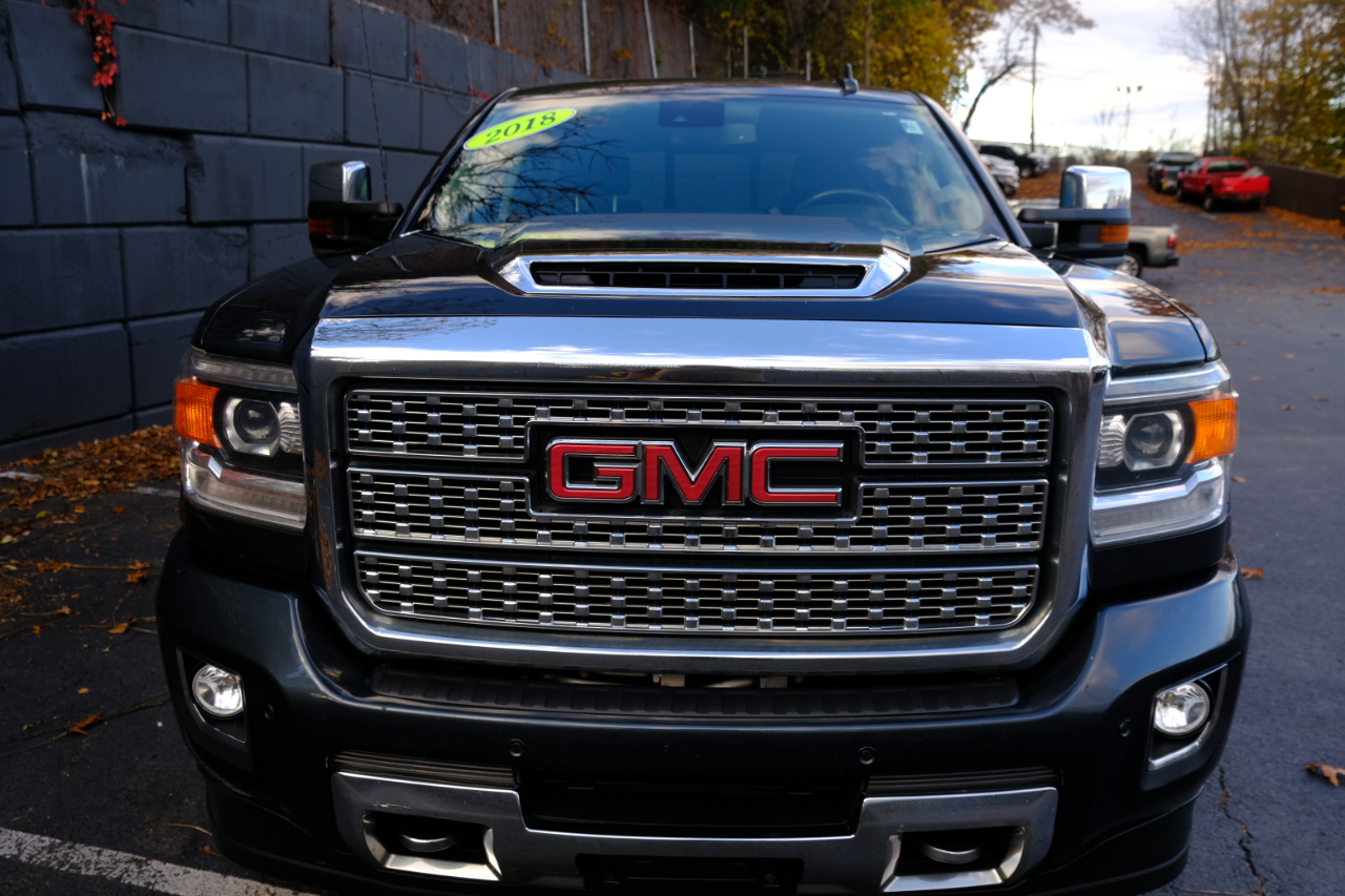 GMC Sierra 3500HD 4WD Crew Cab 167.7" Denali 2018