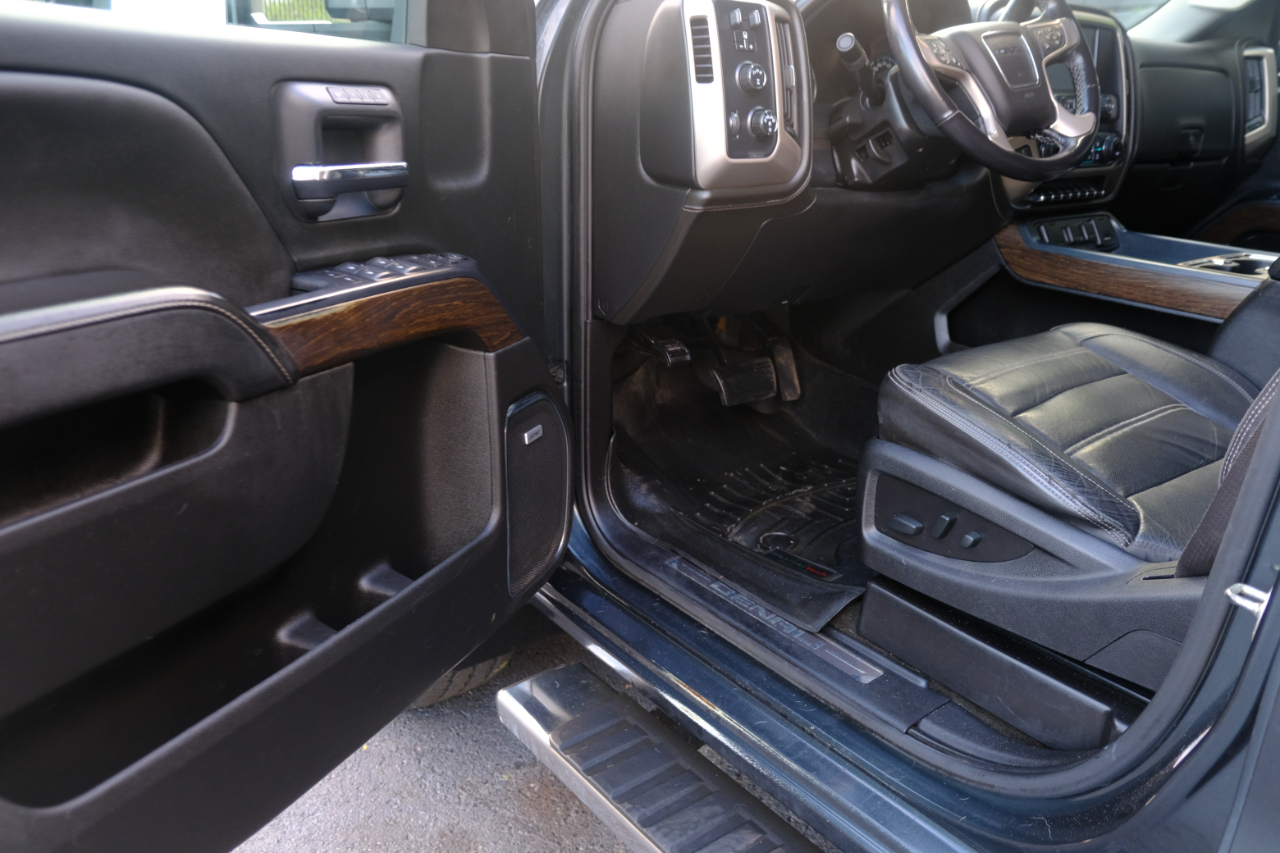 GMC Sierra 3500HD 4WD Crew Cab 167.7" Denali 2018