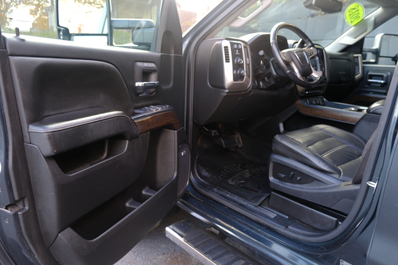 GMC Sierra 3500HD 4WD Crew Cab 167.7" Denali 2018