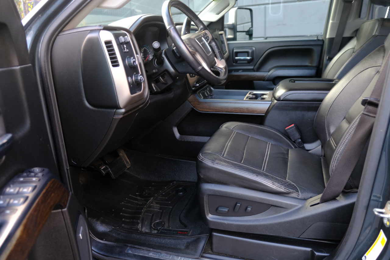 GMC Sierra 3500HD 4WD Crew Cab 167.7" Denali 2018