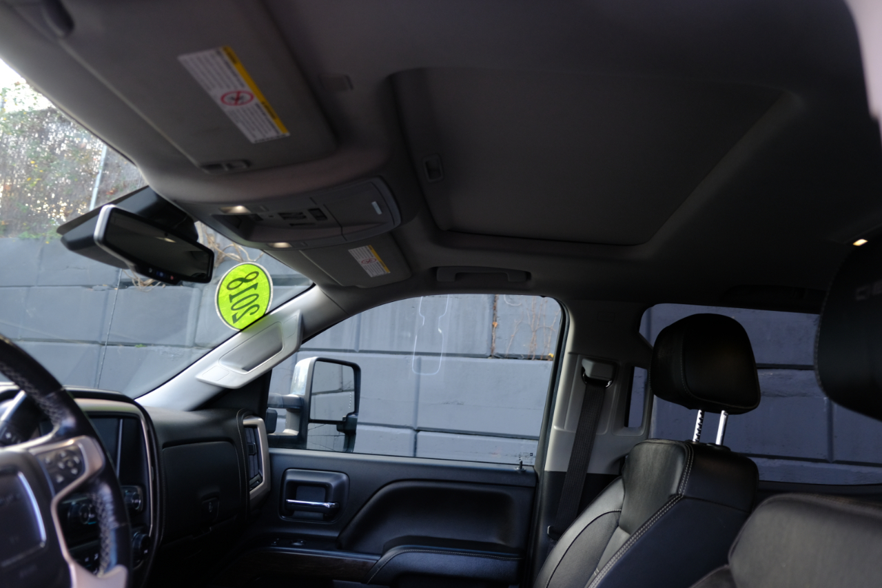 GMC Sierra 3500HD 4WD Crew Cab 167.7" Denali 2018