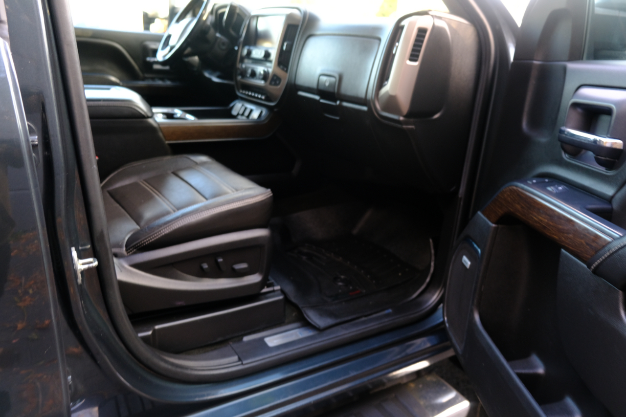 GMC Sierra 3500HD 4WD Crew Cab 167.7" Denali 2018