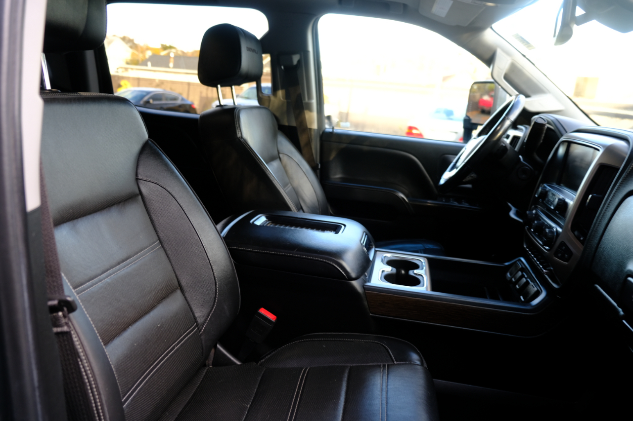 GMC Sierra 3500HD 4WD Crew Cab 167.7" Denali 2018