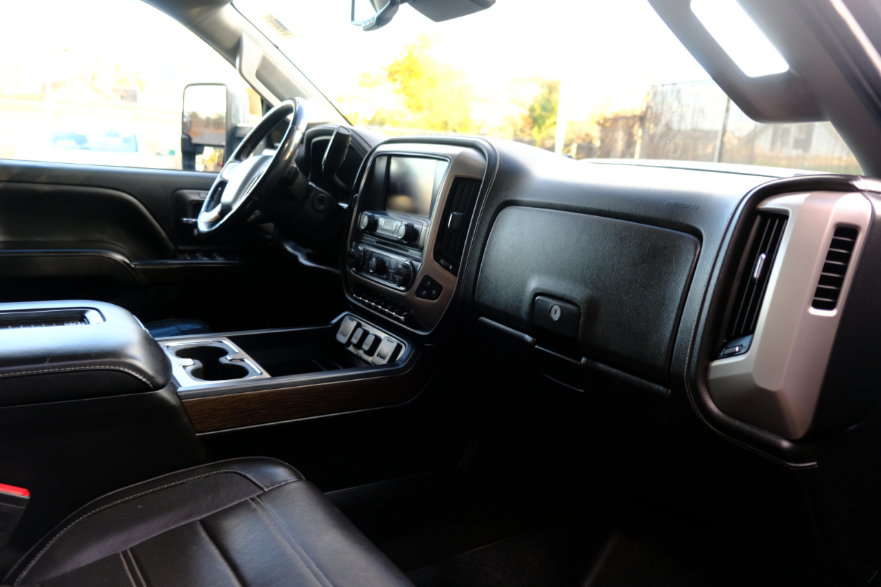 GMC Sierra 3500HD 4WD Crew Cab 167.7" Denali 2018