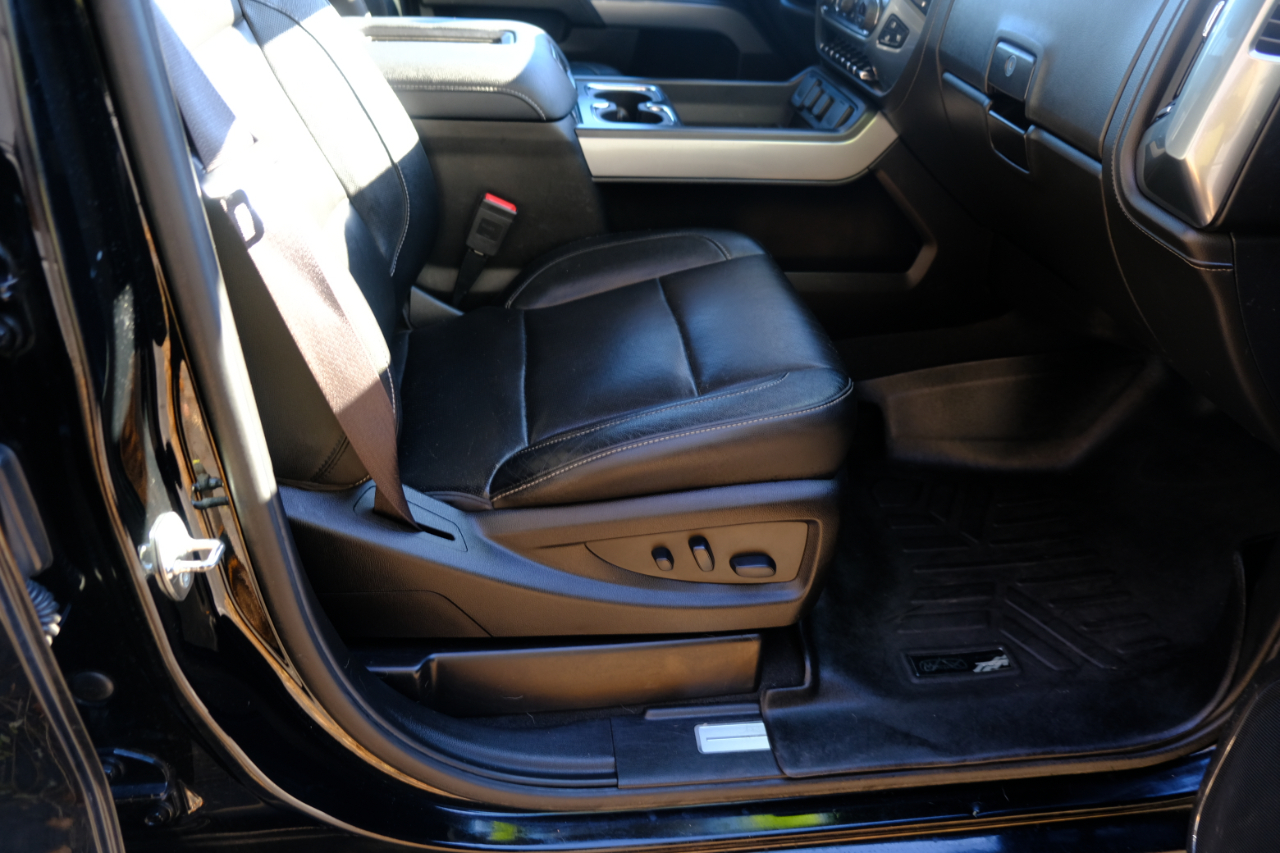 Chevrolet Silverado 2500HD 4WD Crew Cab 153.7" LTZ 2019