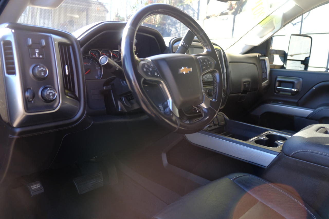 Chevrolet Silverado 2500HD 4WD Crew Cab 153.7" LTZ 2019