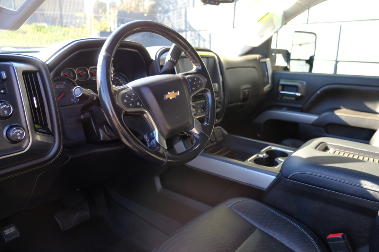 Chevrolet Silverado 2500HD 4WD Crew Cab 153.7" LTZ 2019