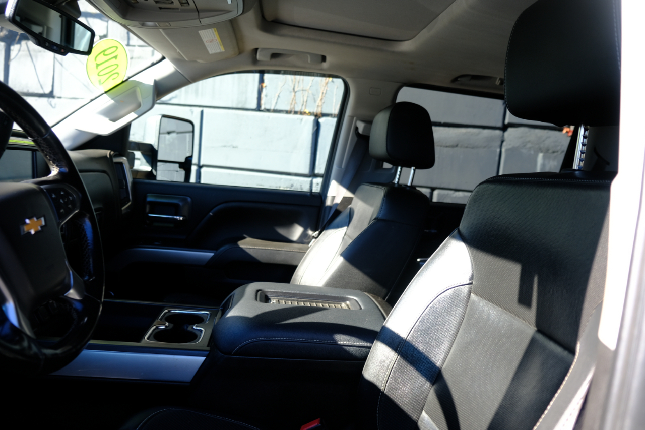 Chevrolet Silverado 2500HD 4WD Crew Cab 153.7" LTZ 2019
