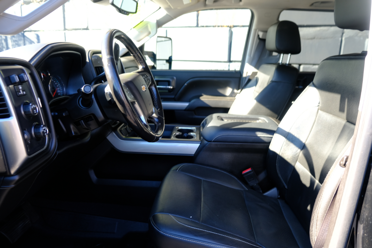 Chevrolet Silverado 2500HD 4WD Crew Cab 153.7" LTZ 2019