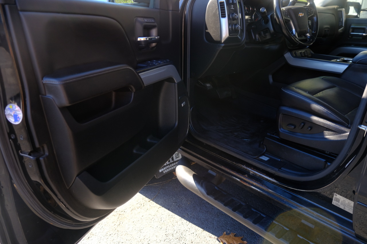 Chevrolet Silverado 2500HD 4WD Crew Cab 153.7" LTZ 2019