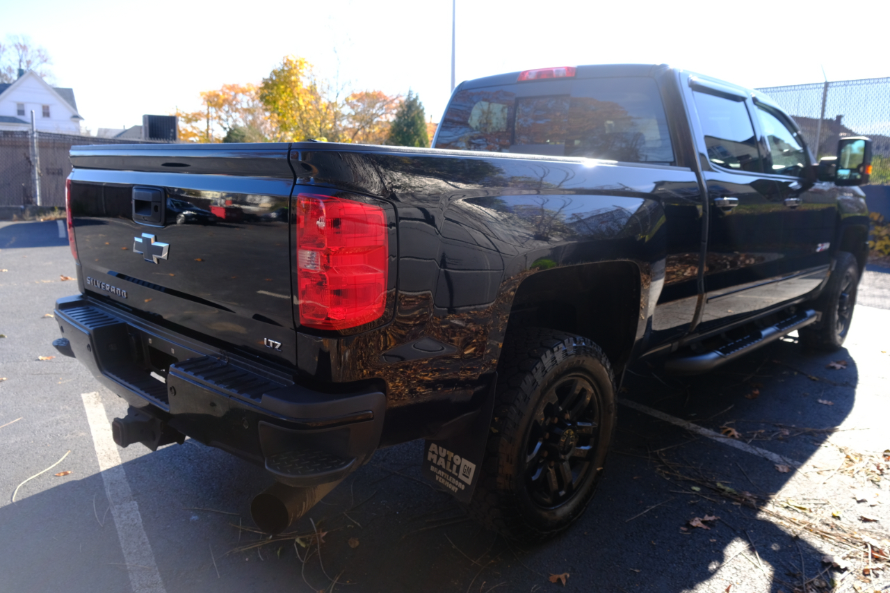 Chevrolet Silverado 2500HD 4WD Crew Cab 153.7" LTZ 2019