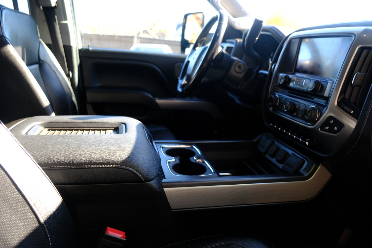 Chevrolet Silverado 2500HD 4WD Crew Cab 153.7" LTZ 2019