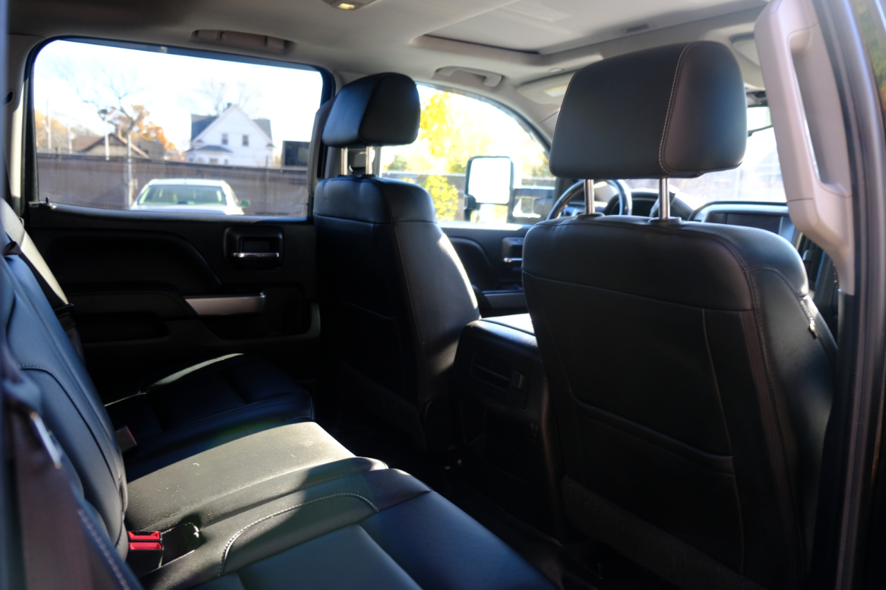 Chevrolet Silverado 2500HD 4WD Crew Cab 153.7" LTZ 2019