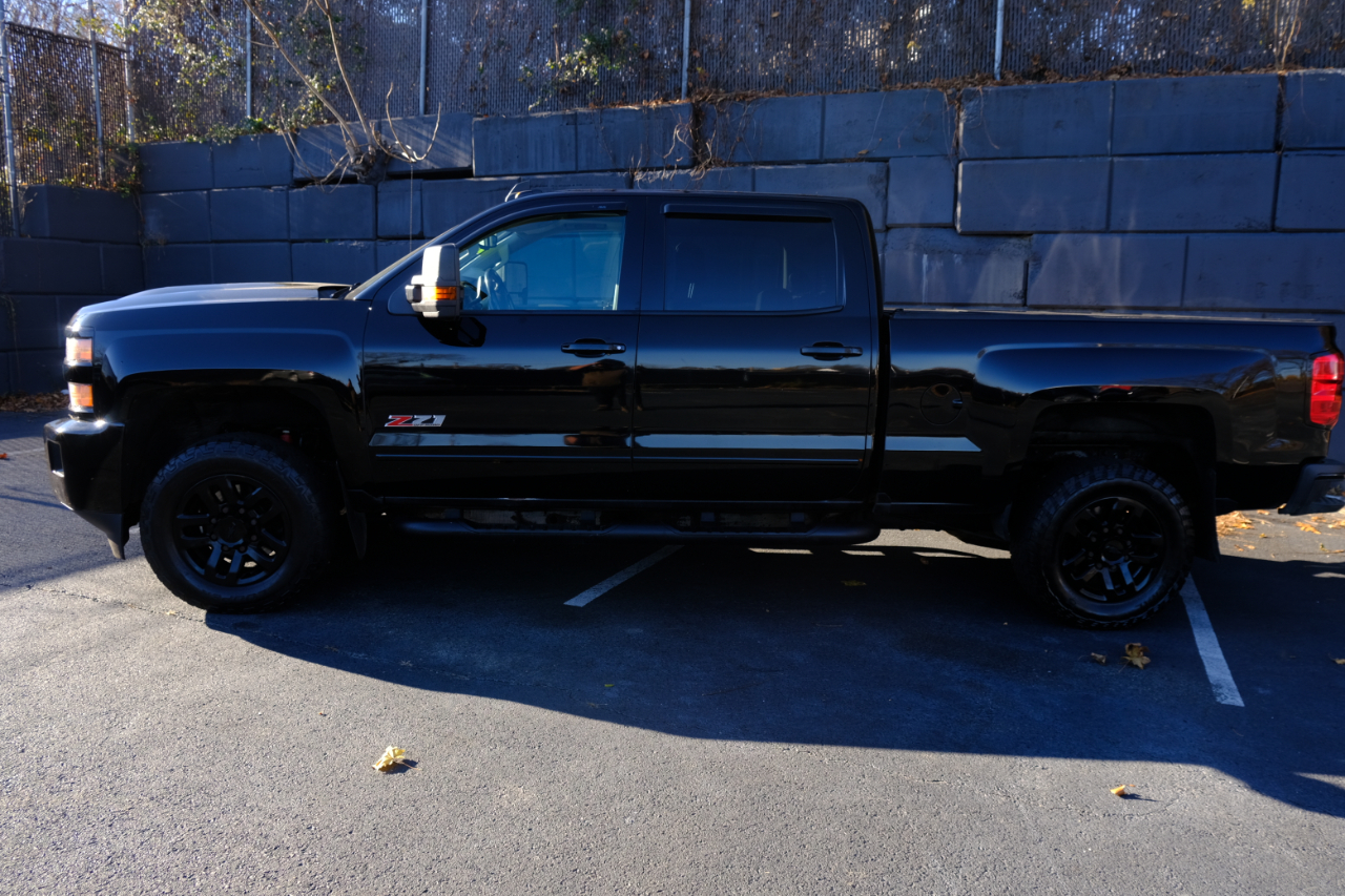 Chevrolet Silverado 2500HD 4WD Crew Cab 153.7" LTZ 2019