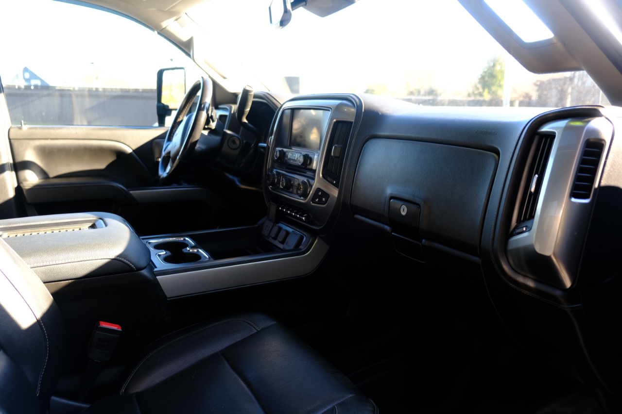 Chevrolet Silverado 2500HD 4WD Crew Cab 153.7" LTZ 2019